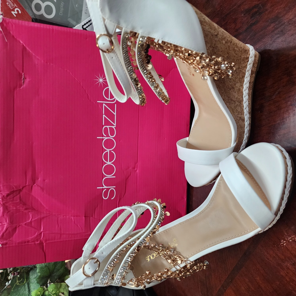 Shoe Dazzle White Wedge Sandals with Gold Accents
